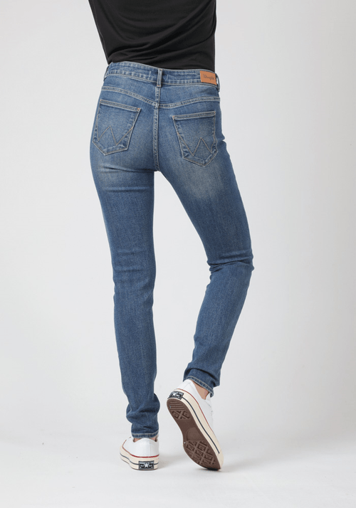 Jeans Mujer Skinny Fit Free To Stretch True Mid